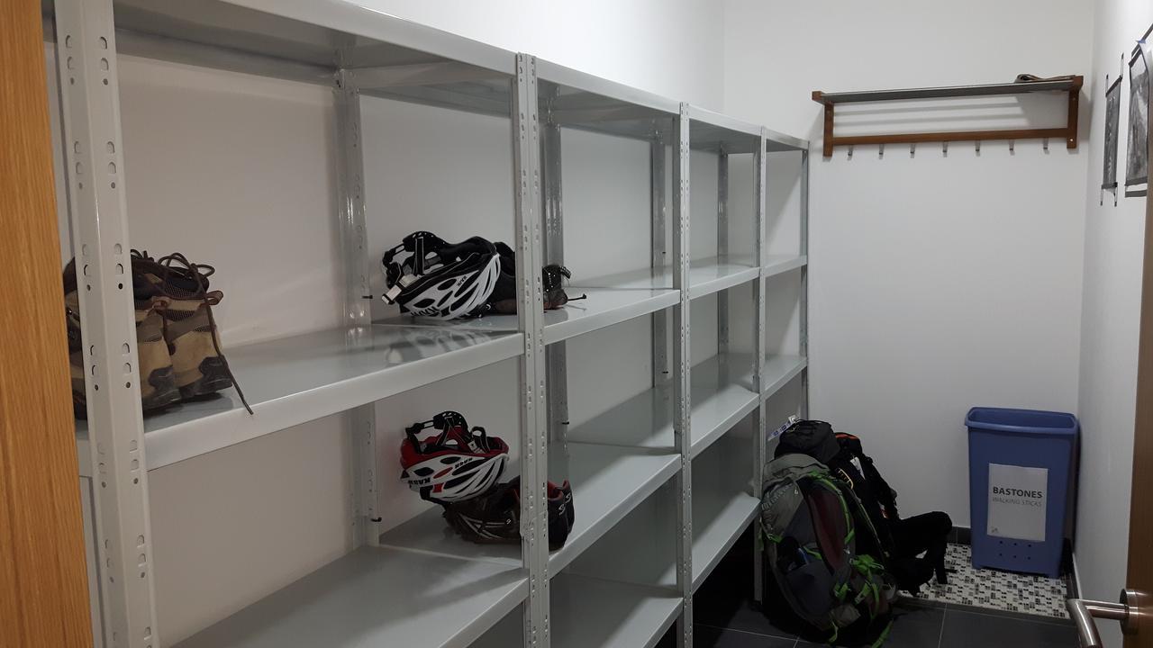 Albergue O Trisquel O Pedrouzo Luaran gambar